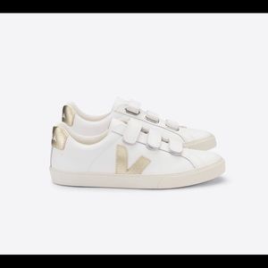 veja sneakers womens size 6